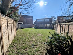 Photo 21- click for photo gallery